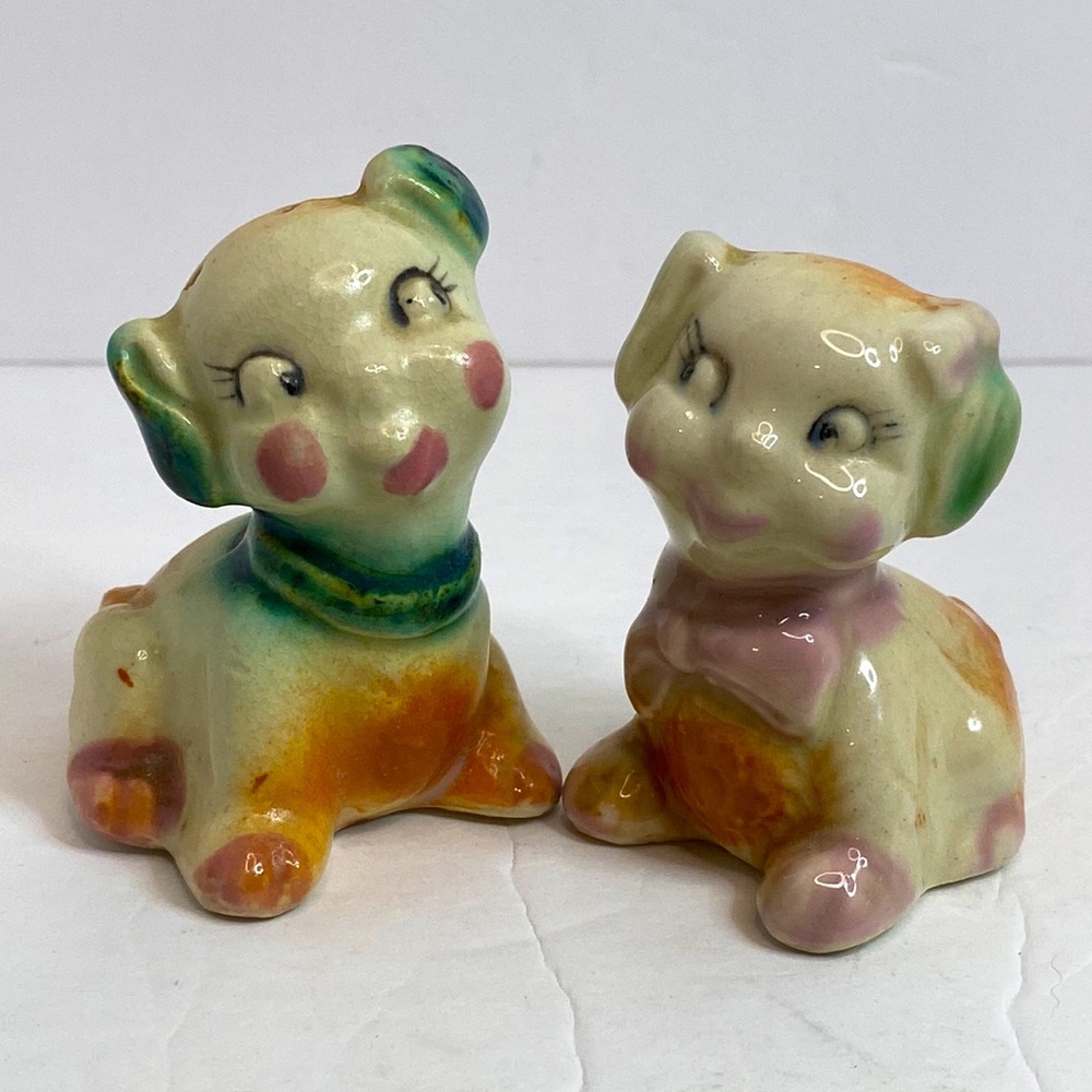 Vintage Salt and Peppers Shakers Fido and Flossie Puppies Dogs